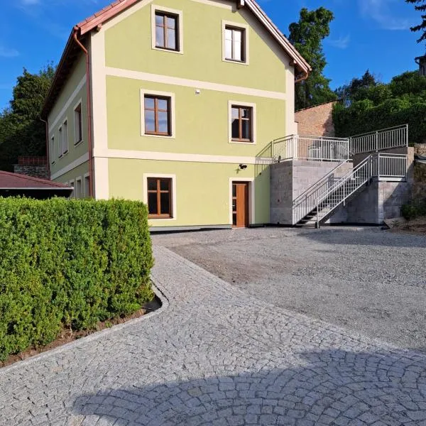 Vila František, hotel in Kaznějov