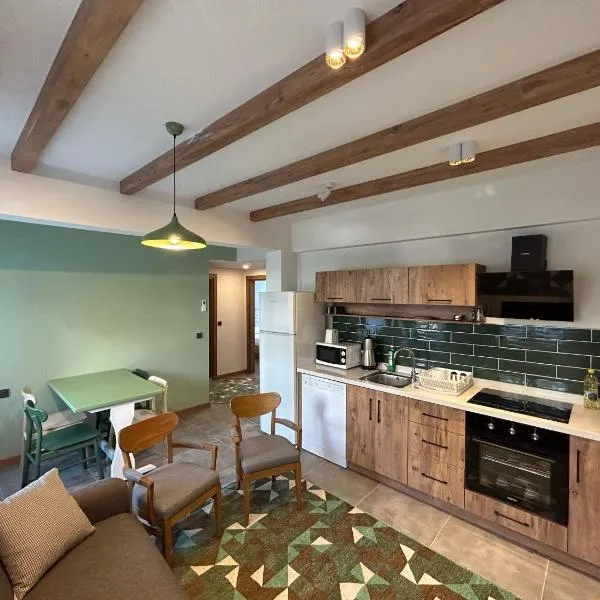 Avlu Villas & Apartments, hotel in Kemer