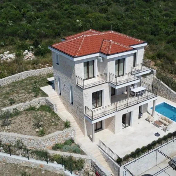 Family Vacation Villa Rezevici, hotel v destinaci Budva