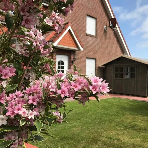 Ferienhaus Luetje-Huuske、クルムホルンのホテル