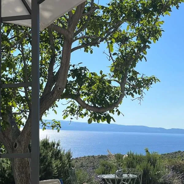 Apartment Room with a view, hotel sa Podgora