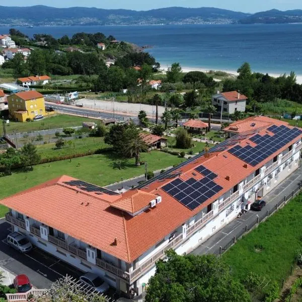 Aparthotel Cabicastro, hotel v destinaci Portonovo