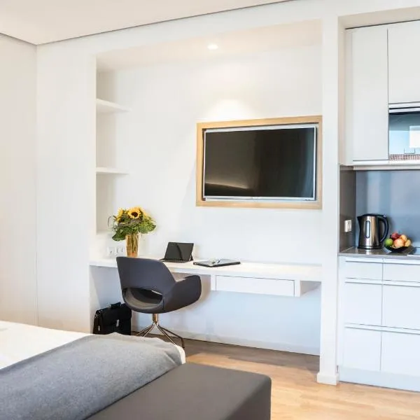 Seven Hotel + Boardinghouse, Hotel in Herzogenaurach