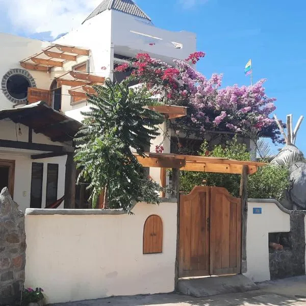 Alma de cedrela, hotel in Puerto Ayora