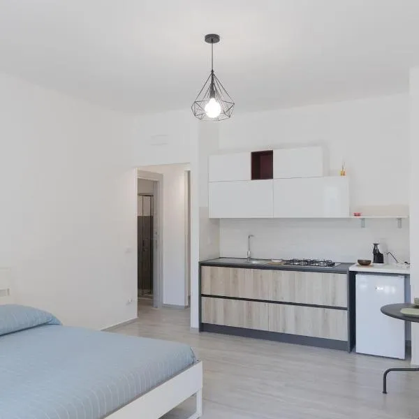 LUDA airport house, hotel in Fiumicino