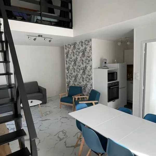 Appartement vue sur la Charente, hotel in Soubise