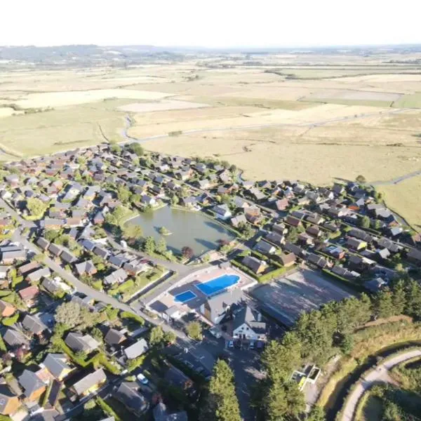 Chalet rénové Cabourg, hotel v destinaci Cabourg