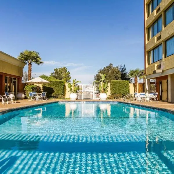 Clarion Hotel Concord-Walnut Creek, hotel v destinaci Concord