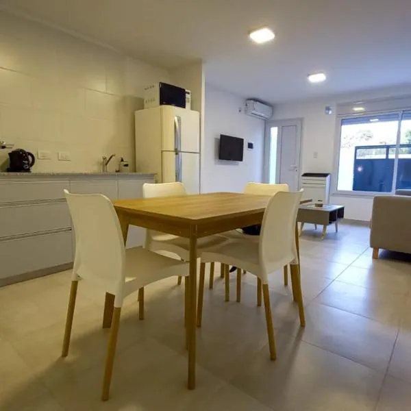 Duplex del Parque, hotel in Olavarría