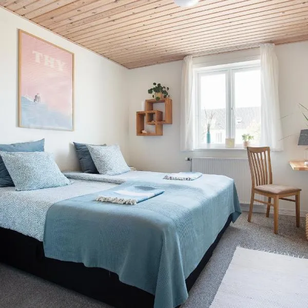 Stone Mountain BnB, hotel v destinaci Stenbjerg
