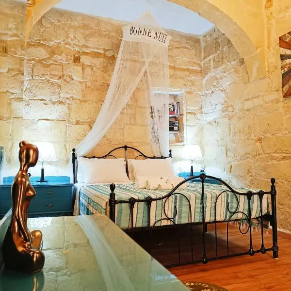 Fusion Homestay Accommodation, hôtel à Mosta