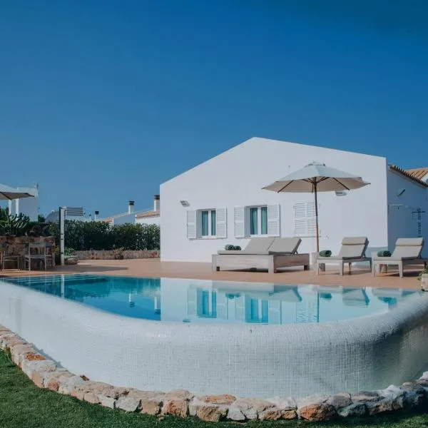 Lago Resort Menorca - Villas & Bungalows del Lago, hotell i Cala'n Bosch