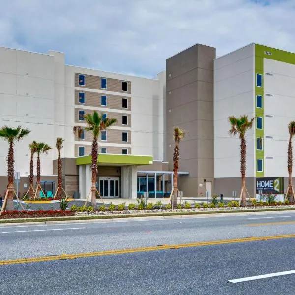 Home2 Suites Ormond Beach Oceanfront, FL، فندق في شاطئ أورموند