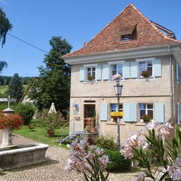 Ferienhaus Zur Alten Dame, khách sạn ở Badenweiler