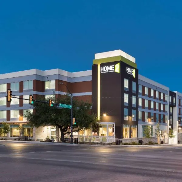 Home2 Suites by Hilton Fort Worth Cultural District, מלון בפורט וורת'