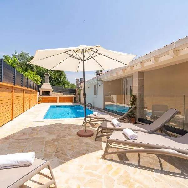 Villa Tranquility Nest Beniva, hotel in Mokošica