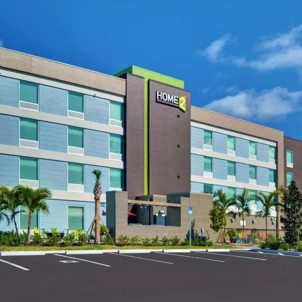 Home2 Suites by Hilton Fort Myers Colonial Blvd, hotel v destinaci North Fort Myers