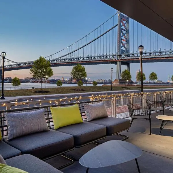 Hilton Garden Inn Camden Waterfront Philadelphia, hotel v destinaci Camden