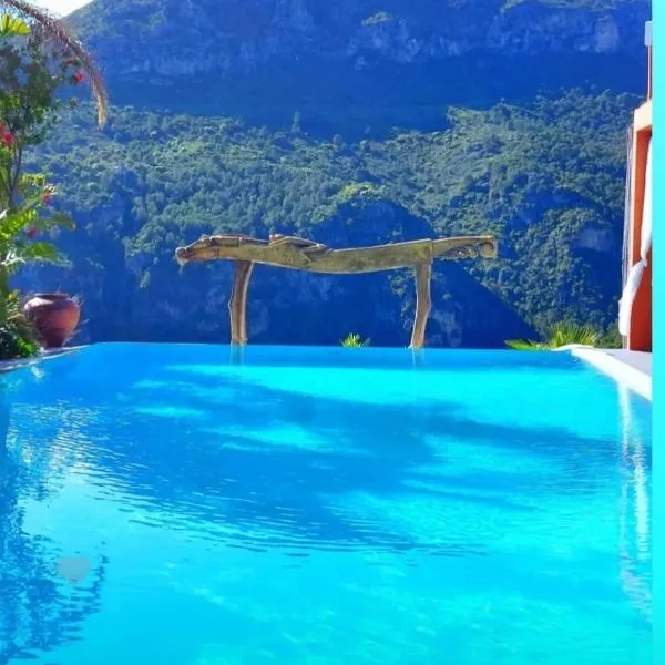 DDG Retreat, hotel Casaresben
