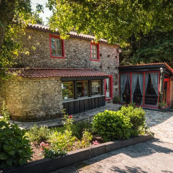 A Pontiga I Casa Rural, hotel in Mezonzo