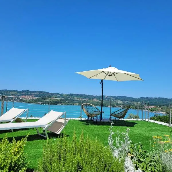The Lake House, hotel v destinaci Viverone