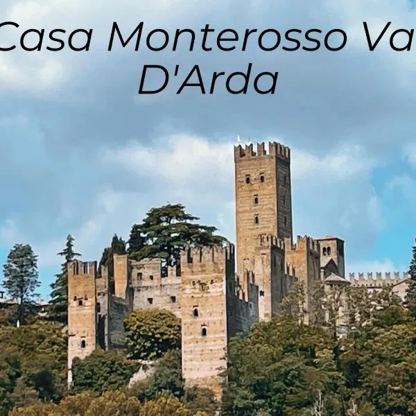 Monterosso Val D’Arda、カステッラルクアートのホテル