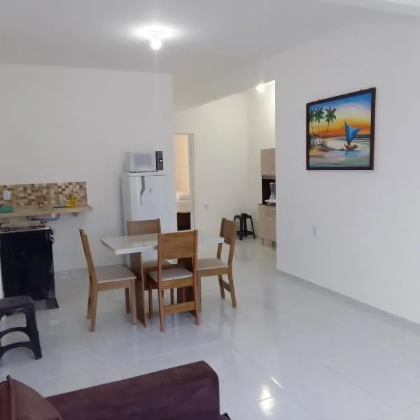 Estrela Apartamento 2 terreo - Quarto e sala com cozinha americana na praia do prea-Ce, hotel em Praia do Preá