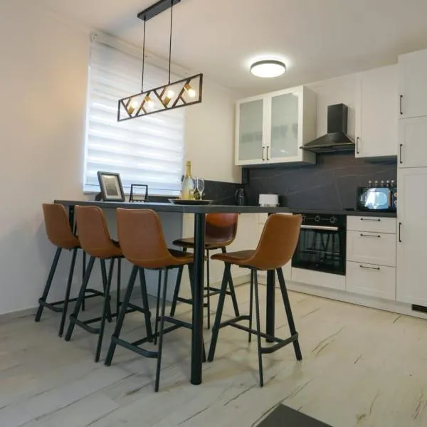 Apartment HaViLo, hotel in Zadar