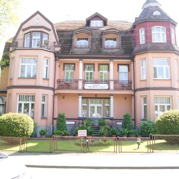 Pałacyk Srebrna Fala, hotel sa Międzyzdroje