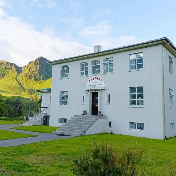 Arsalir Guesthouse Vik B&B, hotell i Vík