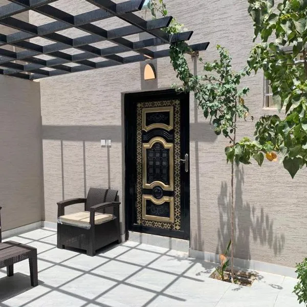 شاليهات ووحدات فندقية وشقق مفروشة بالباحة - العقيق, hotel en Al Aqiq