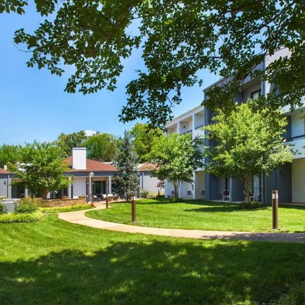 Courtyard by Marriott Dulles Airport Herndon/Reston, hotel in Herndon