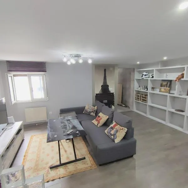 A un paso de la playa, amplio apartamento, hotel u gradu Hihon