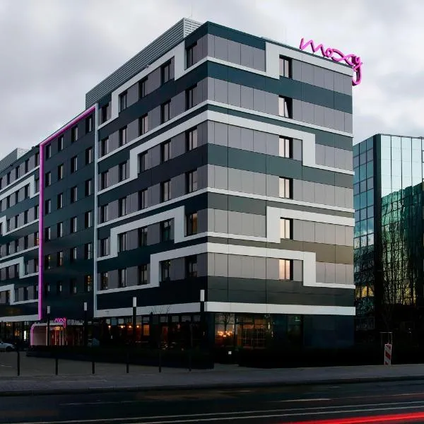 Moxy Frankfurt Eschborn โรงแรมในแอชบอร์น