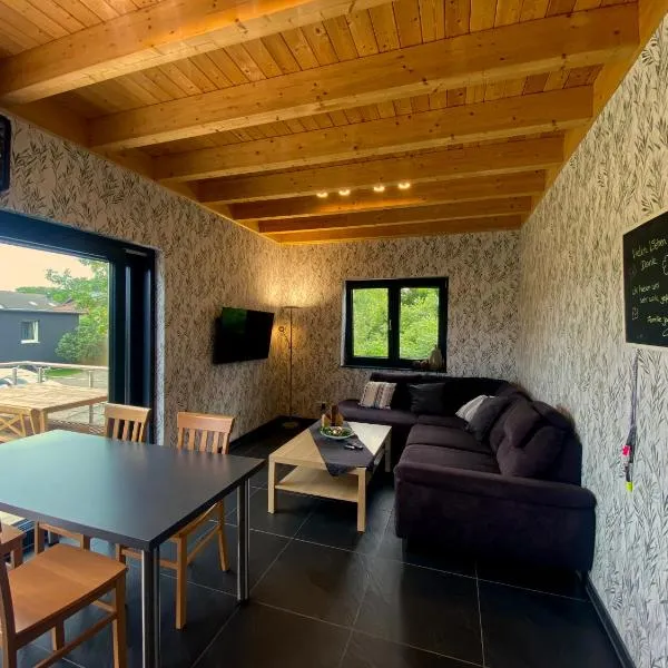 Ferienwohnung am Weiher Kategorie 1, hotel in Nideggen