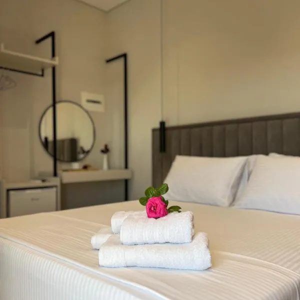 Astoria Rooms, hotel v destinaci Sarandë