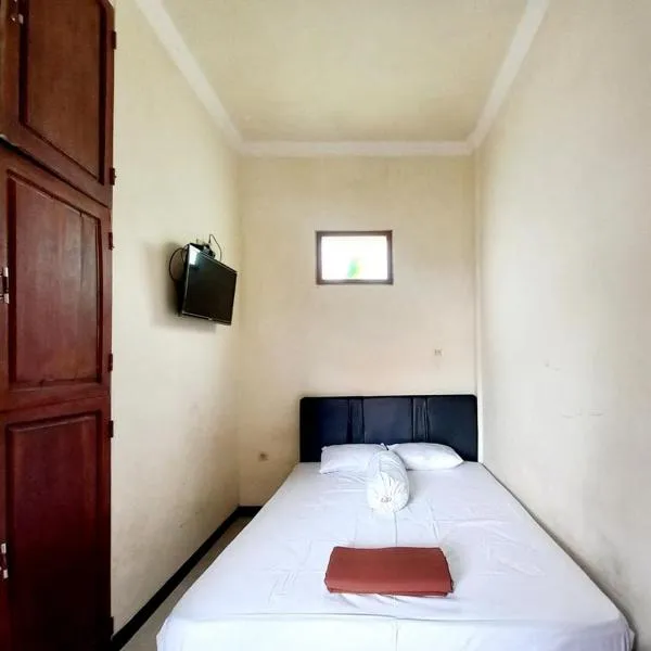 Griya Juanda Syariah near RS Dharma Husada Probolinggo Mitra RedDoorz, hotel v destinaci Sukobumi