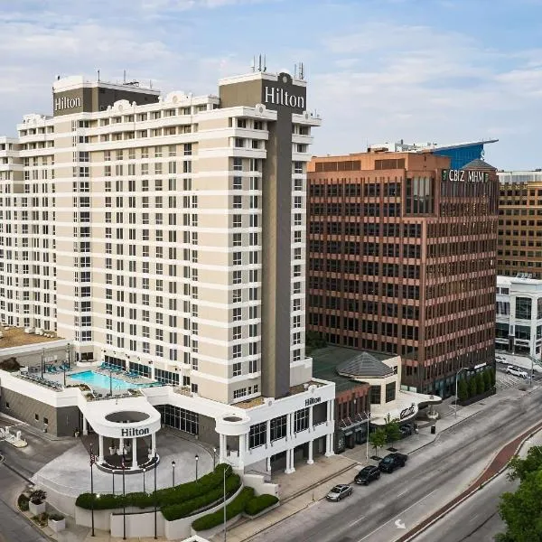 Hilton Kansas City Country Club Plaza: Kansas City şehrinde bir otel