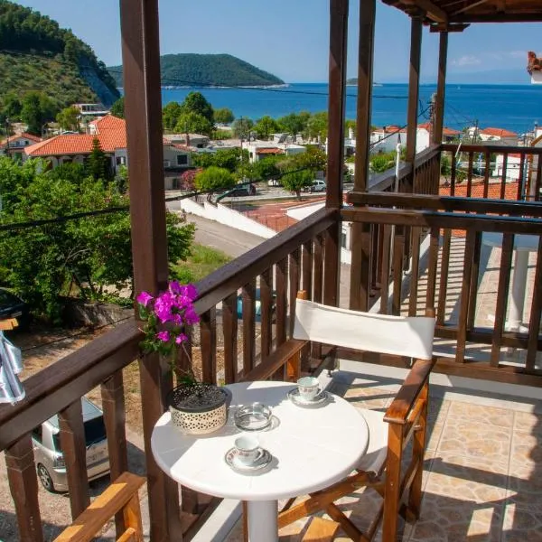 Aris Junior Studios Neo Klima Skopelos, hotelli kohteessa Neo Klima