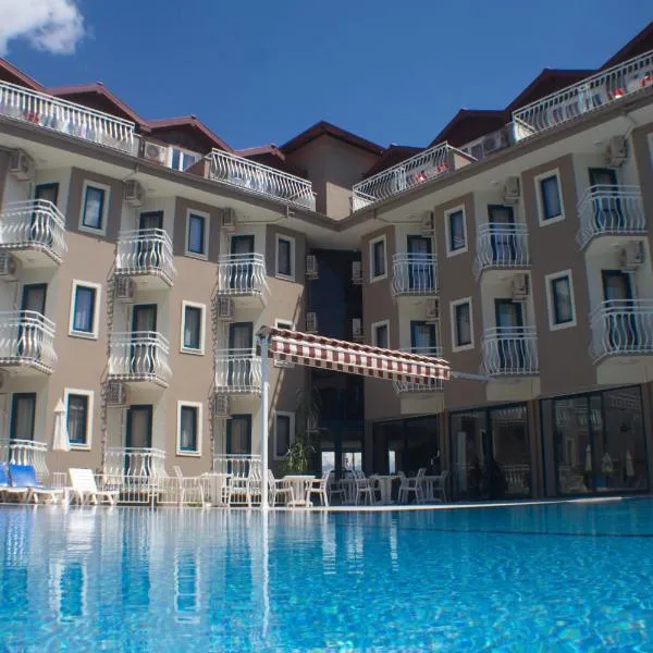 Remer Hotel, hotel a Yaniklar