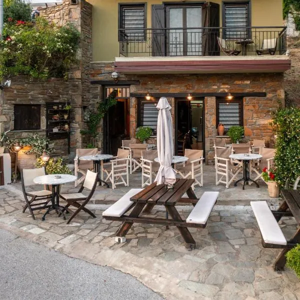Oreiades Guesthouse, готель у місті Пантенон