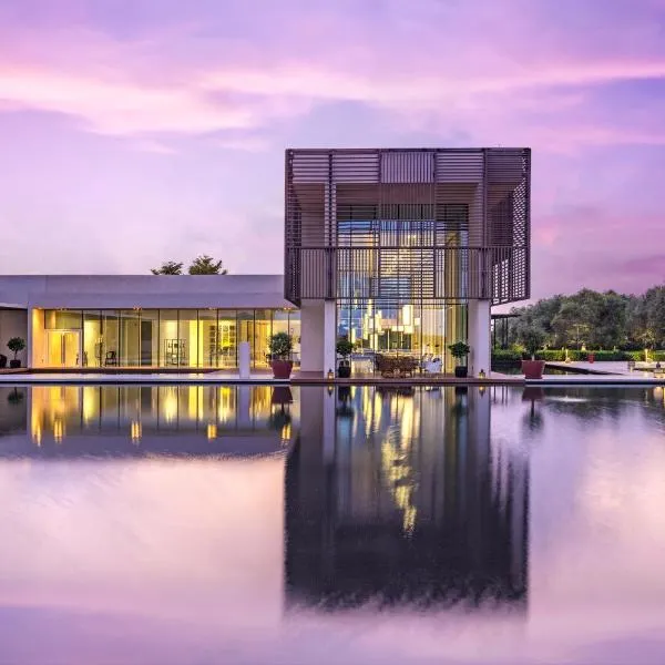 The Oberoi Beach Resort, Al Zorah, hótel í Al Ḩamrīyah