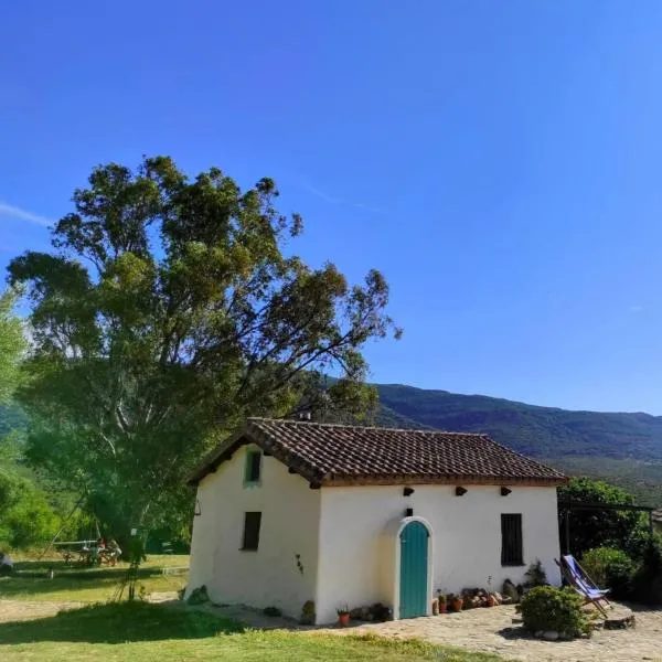Complejo Rural Quesería Molino Dorado,法斯納斯的飯店