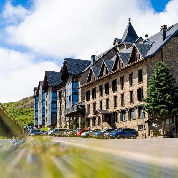 Snö Villa de Sallent 4, hotel in El Pueyo de Jaca