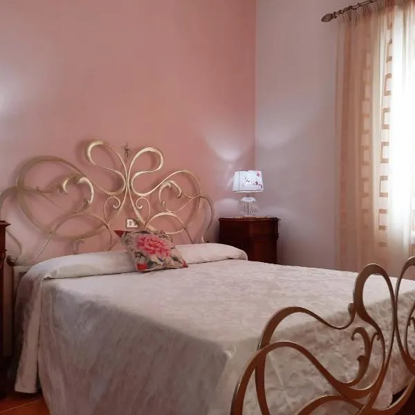 Casa Simonetta Il Glicine, hotel v Ponze