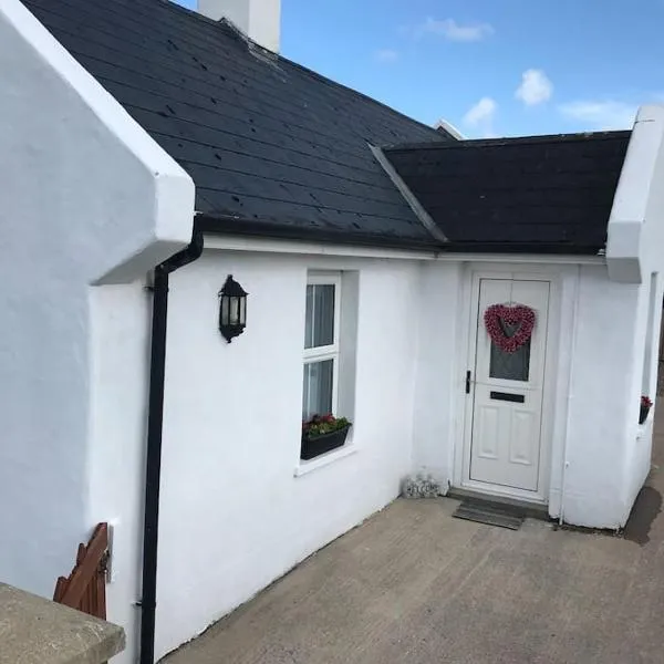 Cosy Nook Cottage Kesh, hotel in Kesh