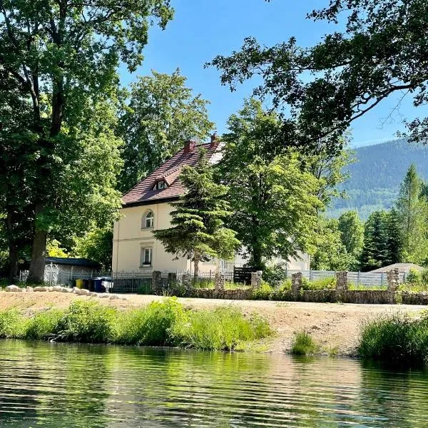 Villa Śnieżka, hotel v mestu Kowary