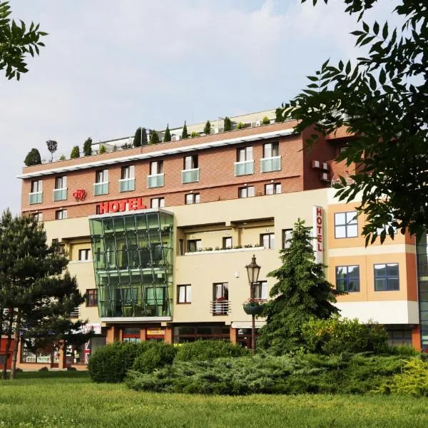 City Hotel Nitra, hotel in Jelšovce