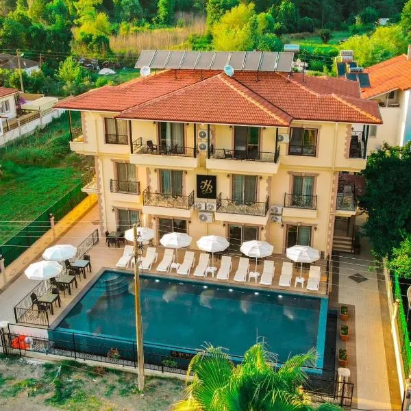 Hotel Burcali, готель у місті Köyceğiz