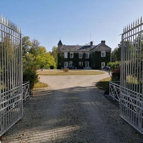 Domaine de Beaucamp, Hotel in Châtelraould-Saint-Louvent
